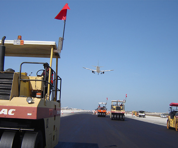 Bahrain Airport; Runway Resurfacing Contract